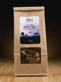 Fermentētu ābeles lapu un ābeles, jasmīna un mežrozītes ziedu tēja